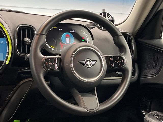 ���n���h�����̃X�������Ȃ��A���ꂢ�ȏ�Ԃ��ێ����Ă���܂��B�e�X�C�b�`���̓�����m�F�ς݂ł��B