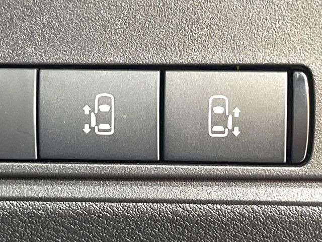 �y�����p���[�X���C�h�h�A�z�X�}�[�g�L�[��^�]�Ȃ̃X�C�b�`�Ō�ȗ����X���C�h�h�A�̊J���\���d��������͂����ăh�A���J����K�v�������A�����Ȃ��q�l�ł��ȒP�ɊJ���߂ł����K�ł���