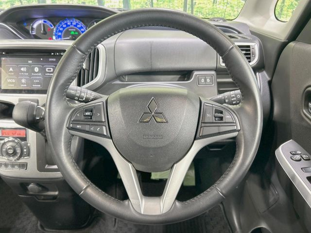 �y�����v�����X�e�A�����O�z�㎿�Ȋv���g�p���邱�ƂŁA��ɂ����������݂ƂĂ��^�]���₷���n���h���ł���