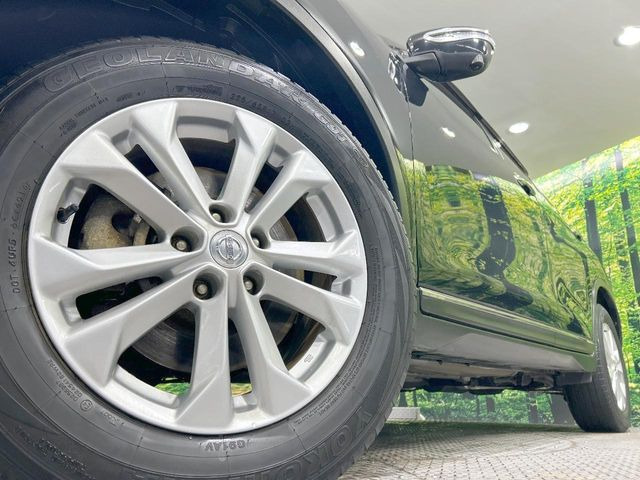 �y����17�C���`�A���~�z�C�[���z�O�ςɃ}�b�`���������A���~�z�C�[���𑕒����Ă���܂��B�e��ЊO�A���~�z�C�[����A�X�^�b�h���X�^�C�����戵�����Ă���܂��B���񂲑��k����������