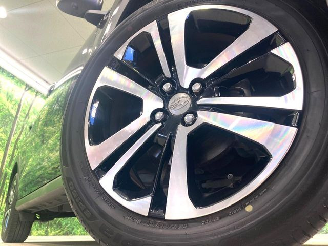 �y����17�C���`�A���~�z�C�[���z�O�ςɃ}�b�`���������A���~�z�C�[���𑕒����Ă���܂��B�e��ЊO�A���~�z�C�[����A�X�^�b�h���X�^�C�����戵�����Ă���܂��B���񂲑��k����������