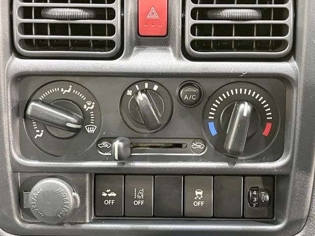 �����~�������Ă��S�Ȃɉ��K�ȋ󒲂�͂��Ă����A�_�C�������G�A�R���𑕔���