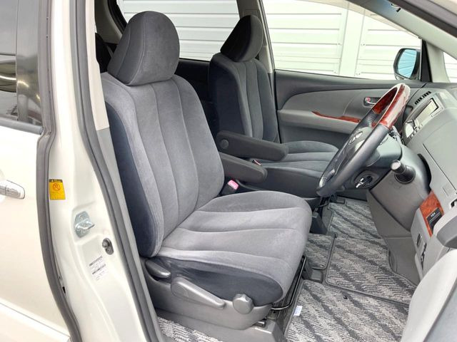 �^�]�Ȃ܂��ɂ͏\���ȃX�y�[�X������A�啿�ȕ��ł��������^�]���Ă�����������ł��B