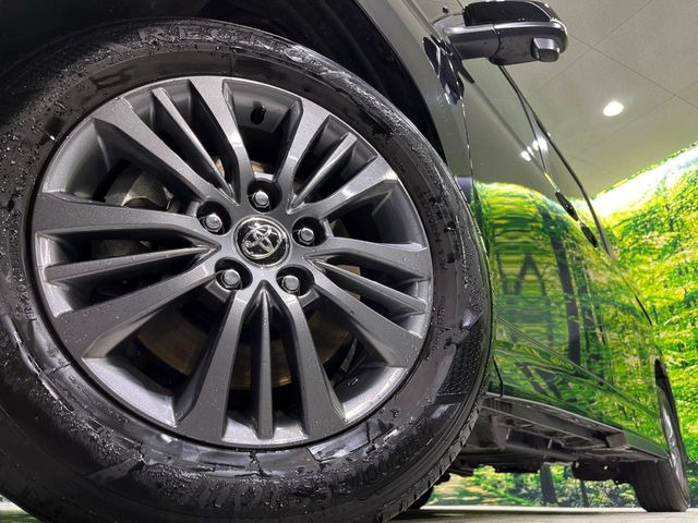 �y����16�C���`�A���~�z�C�[���z�O�ςɃ}�b�`���������A���~�z�C�[���𑕒����Ă���܂��B�e��ЊO�A���~�z�C�[����A�X�^�b�h���X�^�C�����戵�����Ă���܂��B���񂲑��k����������