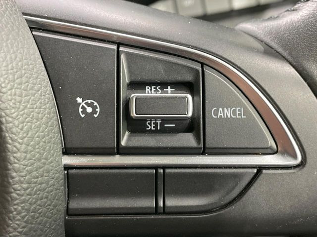 �y�N���[�Y�R���g���[���z�������H�����N���N���s�B�A�N�Z���𗣂��Ă���葬�x�ő��s���ł��A�������^�]���̕��S���y��!�����E�������ȒP�ȃX�C�b�`����Œ����ł��܂��B