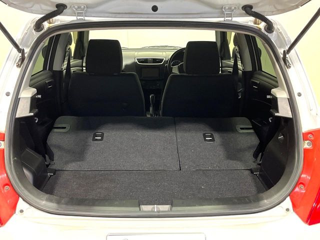 �Z�J���h�V�[�g��|���ƁA�傫�ȉו��̐ύڂ��\�ł���