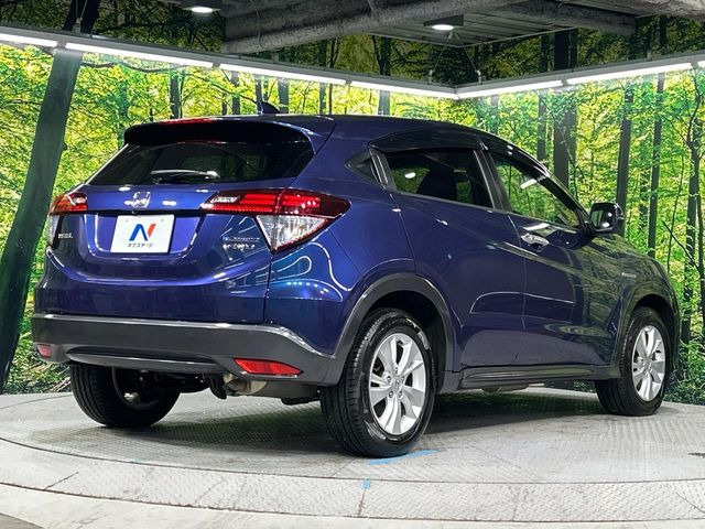 ☆全国のネクステージからお取り寄せが可能※!遠方の店舗に展示してあるクルマが気になる場合も、最寄りの店舗でご覧いただくことが可能です!是非私たちに要望をお聞かせください!※別途費用