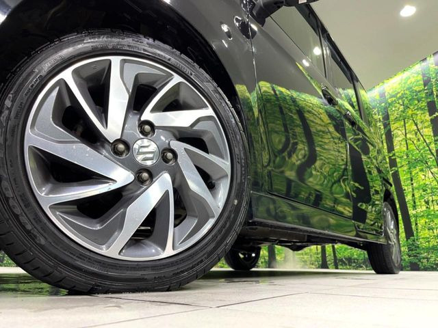 �y����14�C���`�A���~�z�C�[���z�O�ςɃ}�b�`���������A���~�z�C�[���𑕒����Ă���܂��B�e��ЊO�A���~�z�C�[����A�X�^�b�h���X�^�C�����戵�����Ă���܂��B���񂲑��k����������