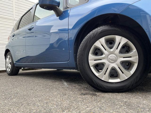 �y����14�C���`�A���~�z�C�[���z�O�ςɃ}�b�`���������A���~�z�C�[���𑕒����Ă���܂��B�e��ЊO�A���~�z�C�[����A�X�^�b�h���X�^�C�����戵�����Ă���܂��B���񂲑��k����������