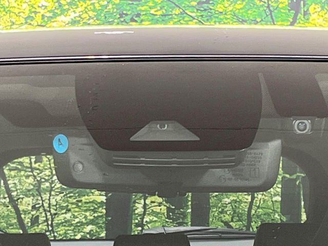 �y�v���N���b�V���Z�[�t�e�B�z�O���̎ԗ��������m���A�Փ˂������Ȏ��͌x��Œ��ӂ𑣂��A�u���[�L�𓥂ޗ͂��T�|�[�g�B�u���[�L�𓥂߂Ȃ������ꍇ�͏Փ˔�Q�y���u���[�L���쓮�A�Փˉ�����T�|�[�g���܂��B