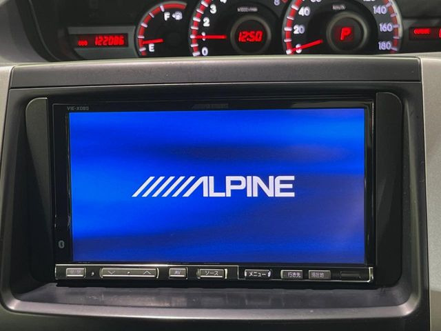 �yBIG-X�i�r�z�l�C�̑���BIG-X�i�r�𑕔��B��p�݌v�Ŏԓ��̕��͋C�Ƀ}�b�`!�i�r���p���̃}�b�v�\���͌��₷���A�e���r��DVD�͗Տꊴ���A�b�v!�����̃h���C�u���O�b�Ɗy�����Ȃ�܂���