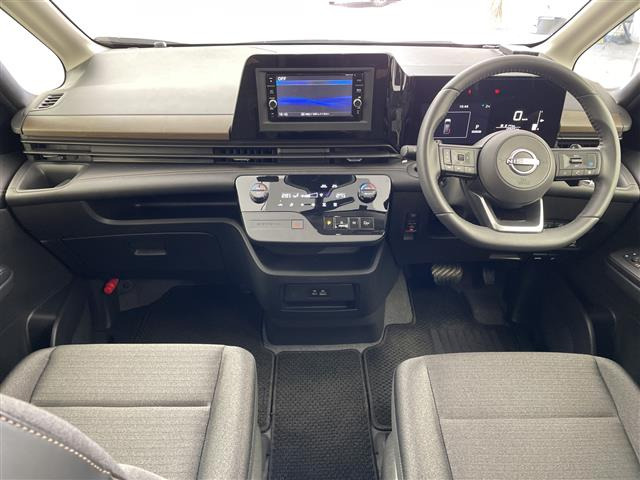 セレナ2.0 ハイウェイスターV