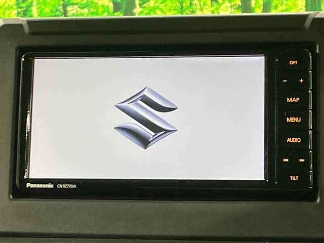 �y�����i�r�z�l�C�̏����i�r�𑕔����Ă���܂��B�i�r�̎g���₷���͂������A�I�[�f�B�I�@�\���[��!�L�����v�◷�s�͂������A�ʋ΂┃�����ȂǕ��i�̃h���C�u���y�����Ȃ�͂���