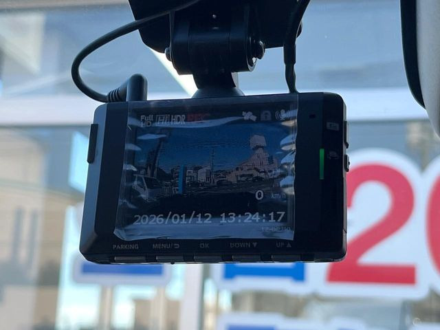 �y�h���C�u���R�[�_�[�z�h���C�u���R�[�_�[����!���s���͂������A������^�]�⎖�̂ɑ��������ہA�f���ŋL�^���A����̃��X�N�ɔ����܂��B���L�^�pSD�J�[�h�͂��q�l�����g�ł��������������K�v������܂��B