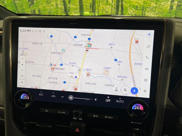 【14型ナビ付ディスプレイオーディオ】画面内にオーディオ操作はもちろん、空調の調整機能なども盛り込んだ多機能なディスプレイオーディオです!スマートフォン連携はもちろん、車載ナビもお使いいただけます♪
