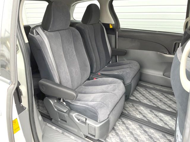 ���ڒ����̓E�H�[�N�X���[�ƂȂ��Ă���܂��B���ڂƎO��ڂ̈ړ�����~�肪�Ƃ��Ă��y�ɂȂ�̂ŁA���~��̍ۂ��X�g���X�������邱�Ƃ͂���܂����