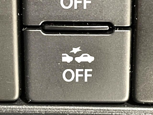 �y�X�Y�L �Z�[�t�e�B�T�|�[�g�z���s���ɑO���̎ԗ�����F�����A�Փ˂������Ȏ��͌x��ƃu���[�L�ŏՓˉ���Ɣ�Q�y�����A�V�X�g�B�����S�Ƀh���C�u�����y���݂��������܂��B