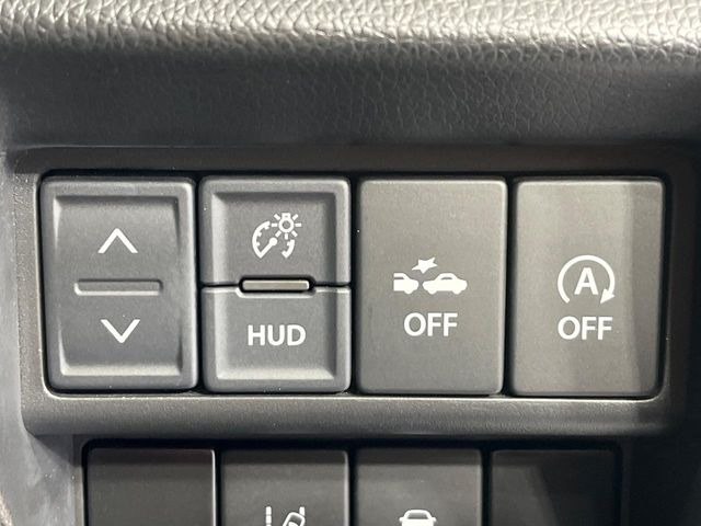 �y�z���_�Z���V���O�z���s���ɑO���̎ԗ�����F�����A�Փ˂������Ȏ��͌x��ƃu���[�L�ŏՓˉ���Ɣ�Q�y�����A�V�X�g�B�����S�Ƀh���C�u�����y���݂��������܂��B