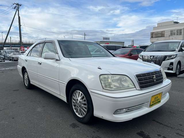 クラウン3.0 ロイヤルサルーン Four Uパッケージ 4WD