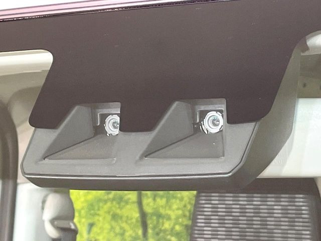 �y�X�}�[�g�A�V�X�g�z���s���ɑO���̎ԗ�����F�����A�Փ˂������Ȏ��͌x��ƃu���[�L�ŏՓˉ���Ɣ�Q�y�����A�V�X�g�B�����S�Ƀh���C�u�����y���݂��������܂��B