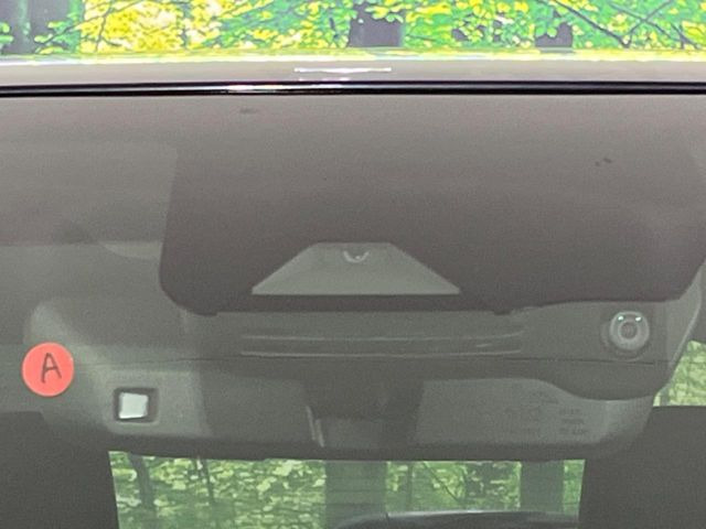 �y�v���N���b�V���Z�[�t�e�B�z�O���̎ԗ��������m���A�Փ˂������Ȏ��͌x��Œ��ӂ𑣂��A�u���[�L�𓥂ޗ͂��T�|�[�g�B�u���[�L�𓥂߂Ȃ������ꍇ�͏Փ˔�Q�y���u���[�L���쓮�A�Փˉ�����T�|�[�g���܂��B