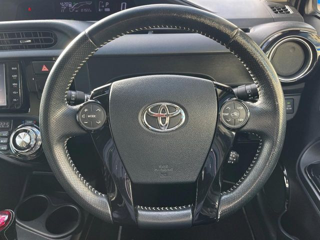 �y�����v�����X�e�A�����O�z�㎿�Ȋv���g�p���邱�ƂŁA��ɂ����������݂ƂĂ��^�]���₷���n���h���ł���