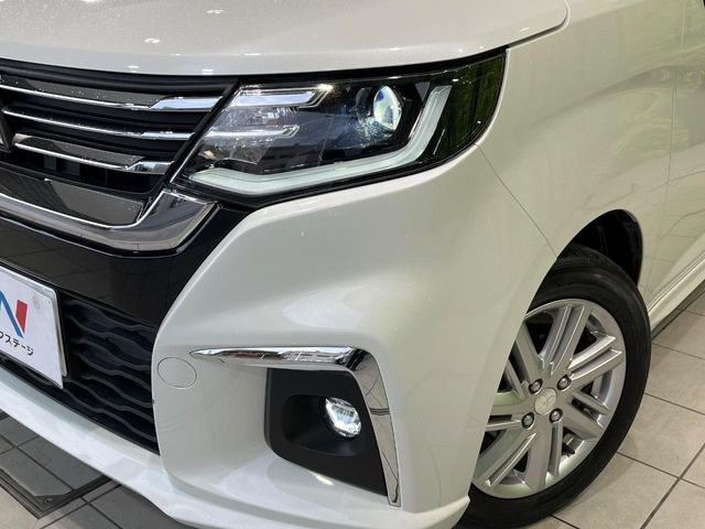 �yLED�w�b�h���C�g�z���V����ԑ��s�����ǍD�Ȏ��E���m�ۂ����S���ĉ^�]�ł��鍂�P�xLED�w�b�h���C�g�𑕔�!�_�����x�������A����d�͂��}�����Ă��܂��B