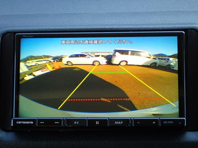 �o�b�N�J�����������Ă���܂��B���Ԏ��ɑ�ϖ��ɗ����܂�������Ԃ����ȕ��ɂ��֗��@�\�ł���