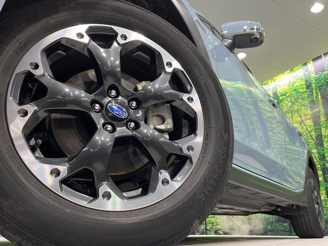 �y����17�C���`�A���~�z�C�[���z�O�ςɃ}�b�`���������A���~�z�C�[���𑕒����Ă���܂��B�e��ЊO�A���~�z�C�[����A�X�^�b�h���X�^�C�����戵�����Ă���܂��B���񂲑��k����������