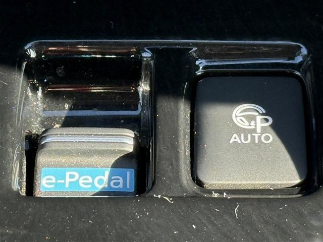 こだわりがあってなかなか気に入ったお車がないそこのお客様!全国のオークションからピッタリの1台を探すことが可能です。ぜひ一度お問い合わせください。