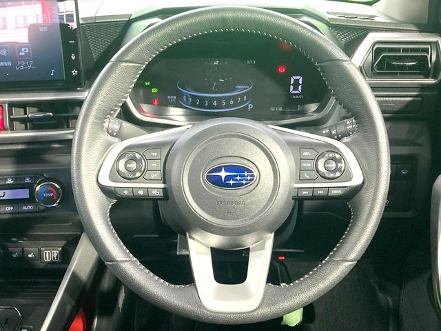 �y�����v�����X�e�A�����O�z�㎿�Ȋv���g�p���邱�ƂŁA��ɂ����������݂ƂĂ��^�]���₷���n���h���ł���