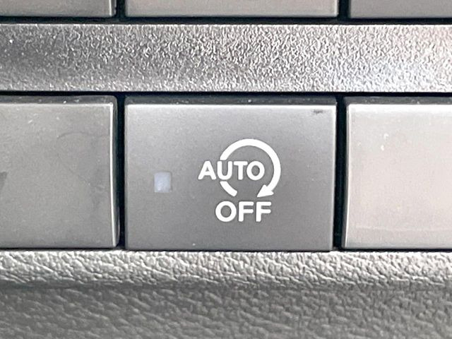 �y�A�C�h�����O�X�g�b�v�z�ԐM����a�؂Œ�Ԃ����ۂɃG���W�����~���A���ʂȔR���̏����}���܂��B�R��������ی�ɂȂ���@�\��G���W���̓u���[�L�𗣂��΍Ďn�����܂��B