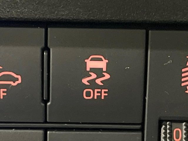 �y������h�~���u�z�ԗ��̉���������m����ƁA�����I�Ɏԗ��̐i�s������ۂ悤�Ɏԗ��𐧌䂵�܂��B�J�̓��ȂǊ���₷���H�ʏ󋵂ł����S�ȉ^�]���\�ł��B