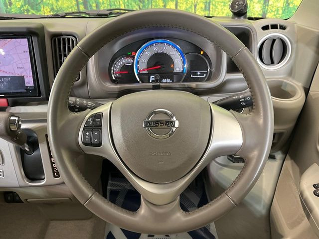 �y�����v�����X�e�A�����O�z�㎿�Ȋv���g�p���邱�ƂŁA��ɂ����������݂ƂĂ��^�]���₷���n���h���ł���