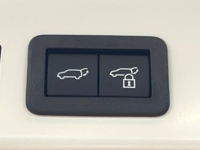 �y�p���[�o�b�N�h�A�z�X�}�[�g�L�[��^�]�Ȃ̃{�^�������������Ń��A�Q�[�g�������ŊJ���܂�!�ו��������Ă��鎞��A�����ʒu�ɂ���o�b�N�h�A��߂�ۂɕ֗��ȋ@�\�ł���