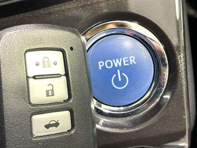 �y�X�}�[�g�L�[�z�J�o����|�P�b�g�ɓ��ꂽ�܂܂ł��h�A�̎{���E�������\�ȃX�}�[�g�L�[�𑕔��B�G���W���̃I���E�I�t�����J�M�����o���K�v����������Ƃ��Ă��֗��ł���