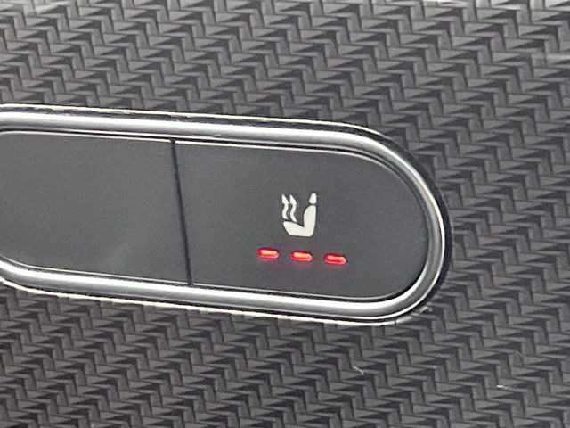 ���t�����g�V�[�g�q�[�e�B���O:�^�]�ȁE����ȋ��ɎO�i�K�Œ��߂��\�ȃV�[�g�q�[�^�[�𑕔����Ă���܂��B�G�߂��킸���K�ɂ��g�p���������܂��B