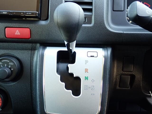 �V�t�g�m�u�̓X�����Ȃ��A���ꂢ�ȏ�Ԃł��B���ł��G��镔�������ꂢ���Ƒ�؂ɏ���Ă������Ƃ�������܂���B