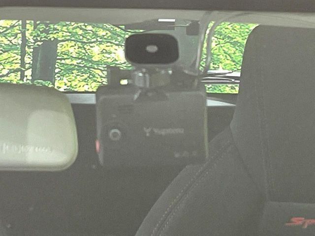 �y�h���C�u���R�[�_�[�z�h���C�u���R�[�_�[����!���s���͂������A������^�]�⎖�̂ɑ��������ہA�f���ŋL�^���A����̃��X�N�ɔ����܂��B���L�^�pSD�J�[�h�͂��q�l�����g�ł��������������K�v������܂��B