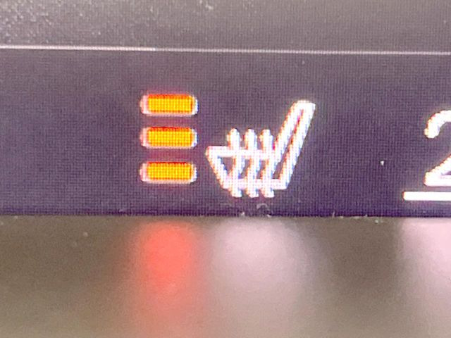 ���t�����g�V�[�g�q�[�e�B���O:�^�]�ȁE����ȋ��ɎO�i�K�Œ��߂��\�ȃV�[�g�q�[�^�[�𑕔����Ă���܂��B�G�߂��킸���K�ɂ��g�p���������܂��B