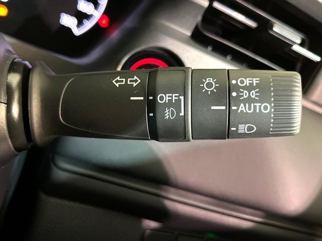 �y�I�[�g���C�g�z����̖��邳�ɉ����Ď����Ńw�b�h���C�g�̓_���E�������ł���@�\�ł�!���C�g�̕t���Y��E�����Y��Ȃǂ������Ȃ�A�J�̓���[���̑��s�����S!�g���l���ʉߎ����֗��ł��ˁ�