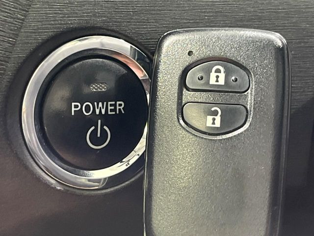 �y�X�}�[�g�L�[�z�J�o����|�P�b�g�ɓ��ꂽ�܂܂ł��h�A�̎{���E�������\�ȃX�}�[�g�L�[�𑕔��B�G���W���̃I���E�I�t�����J�M�����o���K�v����������Ƃ��Ă��֗��ł���