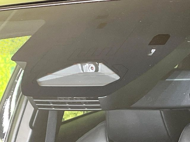 �y�g���^�Z�[�t�e�B�Z���X�z���s���ɑO���̎ԗ�����F�����A�Փ˂������Ȏ��͌x��ƃu���[�L�ŏՓˉ���Ɣ�Q�y�����A�V�X�g�B�����S�Ƀh���C�u�����y���݂��������܂��B