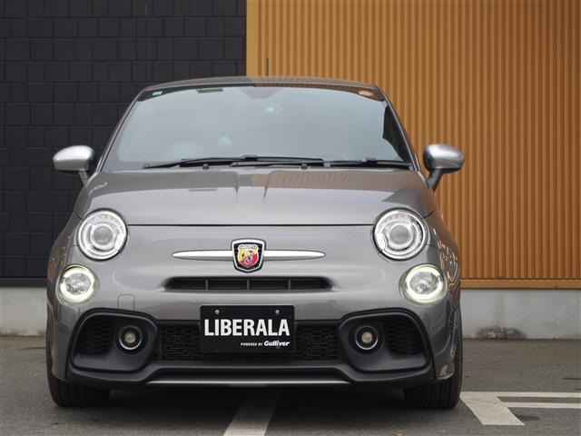 アバルト595ツーリズモ