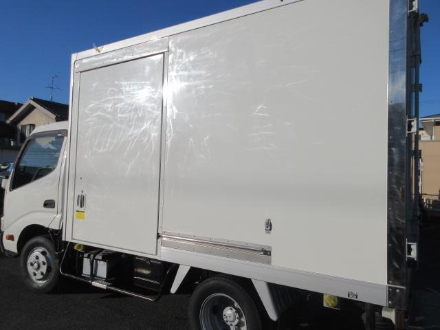 トヨエース冷凍車