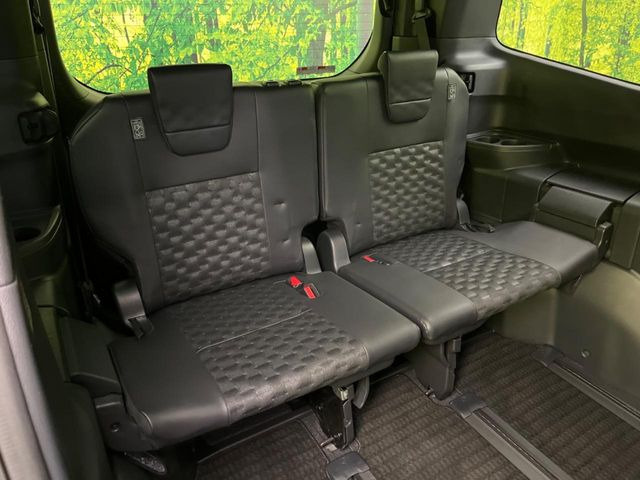 3��ڃV�[�g�͂�������ԗǍD����l�ł��������ƍ����Ē����܂��̂ŁA��l���ł̂��o���������N���N�ł��􂲉Ƒ��ŁA�C�̒m�ꂽ���ԂŁA�h���C�u�ɍs���̂��y���݂ł��ˁ�