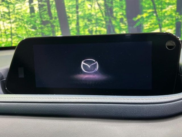 �y8.8�C���`�}�c�_�R�l�N�g�z�ԓ��̕��͋C�Ƀ}�b�`������^�̃f�B�X�v���C�B�X�}�z�ڑ��ł̃i�r�g�p��Bluetooth�Đ����A�l�X�ȋ@�\���y���߂܂��B�����I�ȃ_�C�������삪�\�ŁA�g��������ǍD�ł��B