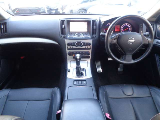 スカイラインクーペ3.7 370GT タイプSP