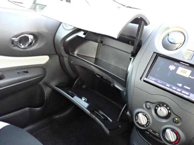 ���[�����Ղ�O���[�u�{�b�N�X�B