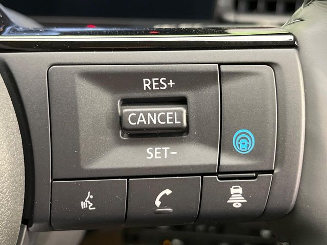 �y�v���p�C���b�g�z�������H�ł̒��������s���y��!!�a�؎��Ə��񑖍s�̃V�[���ŁA�A�N�Z���E�u���[�L�E�X�e�A�����O�������Ő��䂵�A�������^�]�̕��S���y�����Ă���܂���